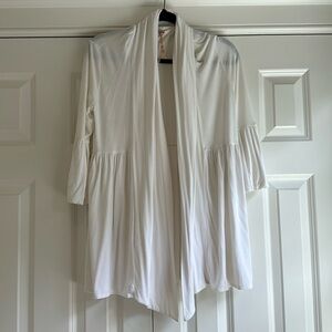 Women’s White Loose Wrap Top